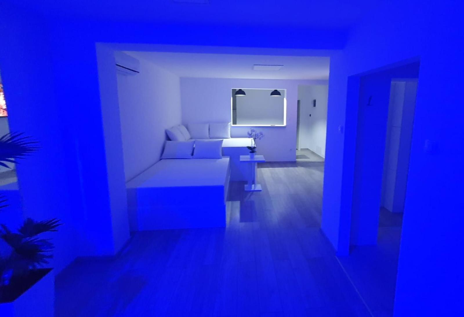 Jacuzzi Penthouse Apartment Matulji Rum bild