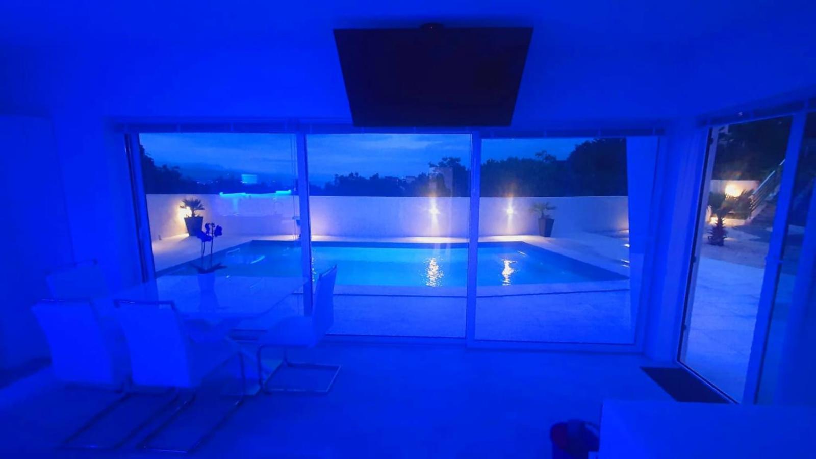 Jacuzzi Penthouse Apartment Matulji Exteriör bild