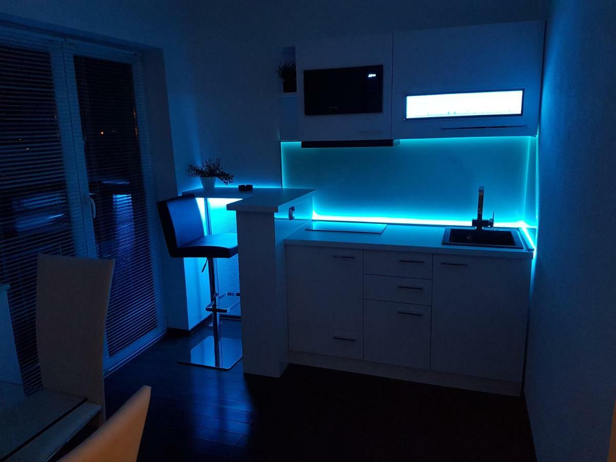 Jacuzzi Penthouse Apartment Matulji Exteriör bild