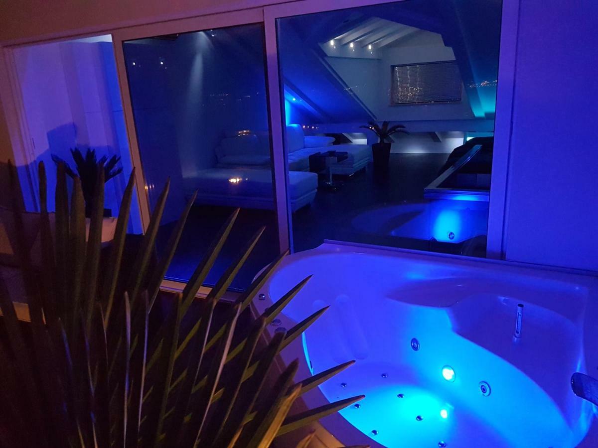 Jacuzzi Penthouse Apartment Matulji Exteriör bild