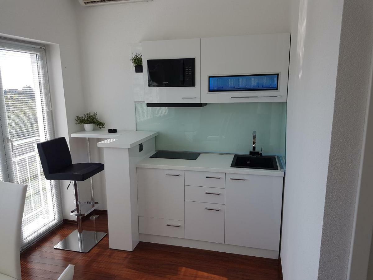 Jacuzzi Penthouse Apartment Matulji Exteriör bild
