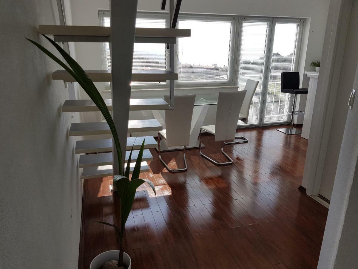 Jacuzzi Penthouse Apartment Matulji Exteriör bild